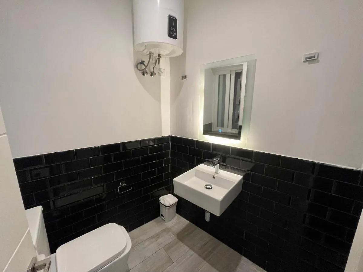 Brooklyn Apartments סליאמה 0*,