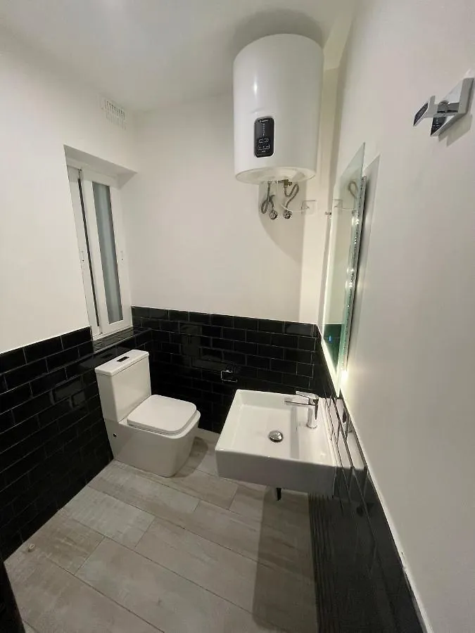 Brooklyn Apartments סליאמה 0*,