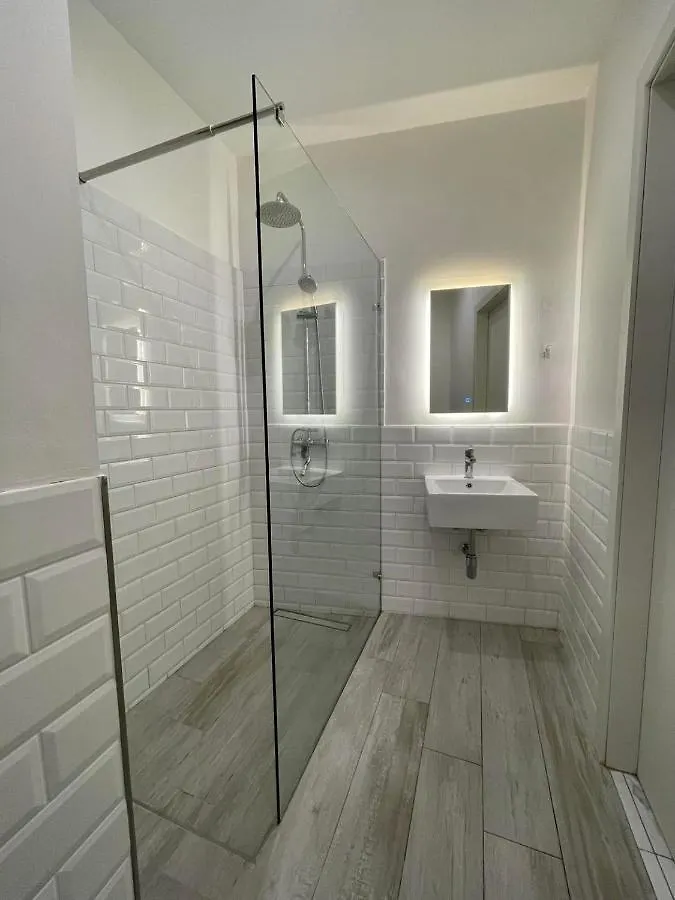 Brooklyn Apartments סליאמה